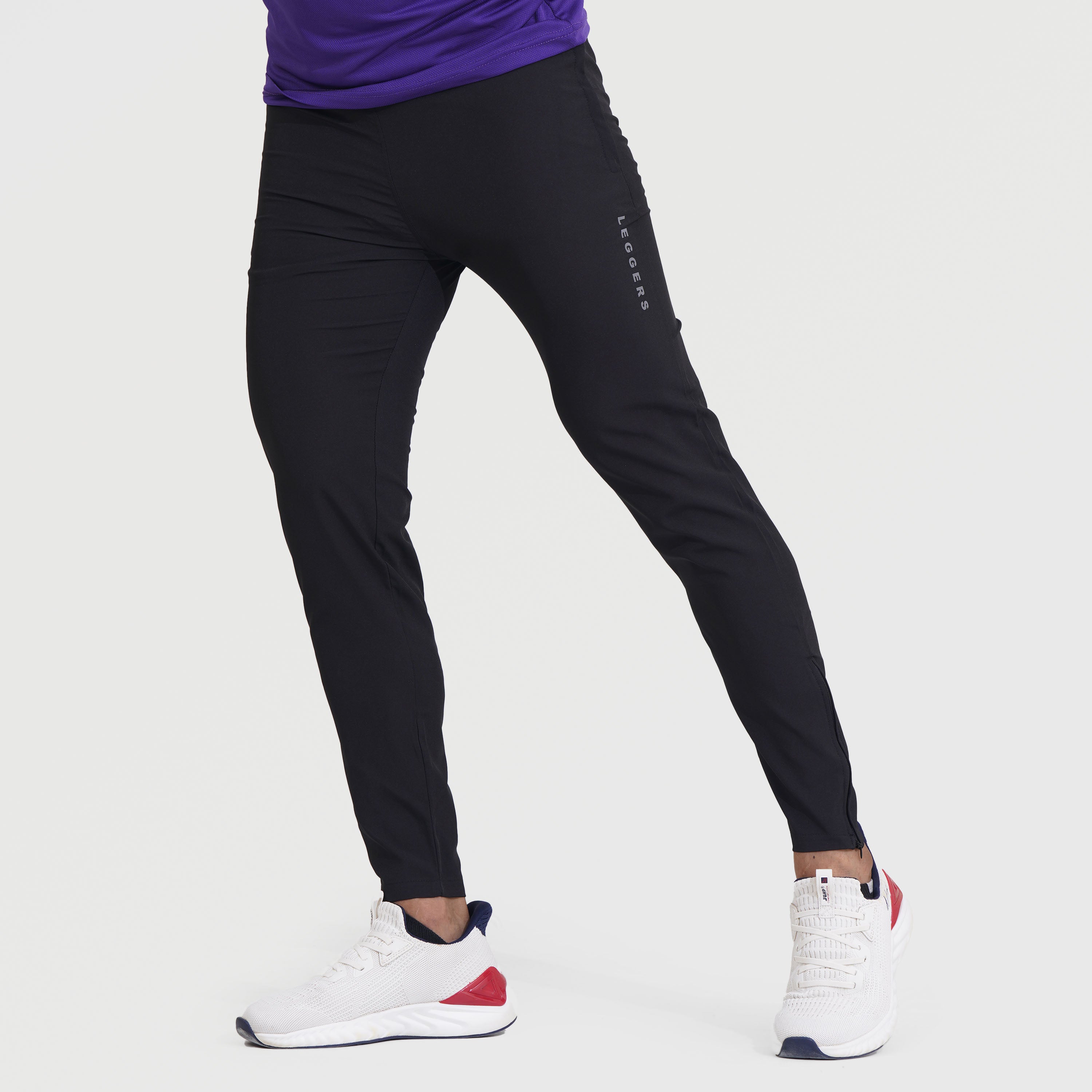 ATHLETIC BLACK TROUSER