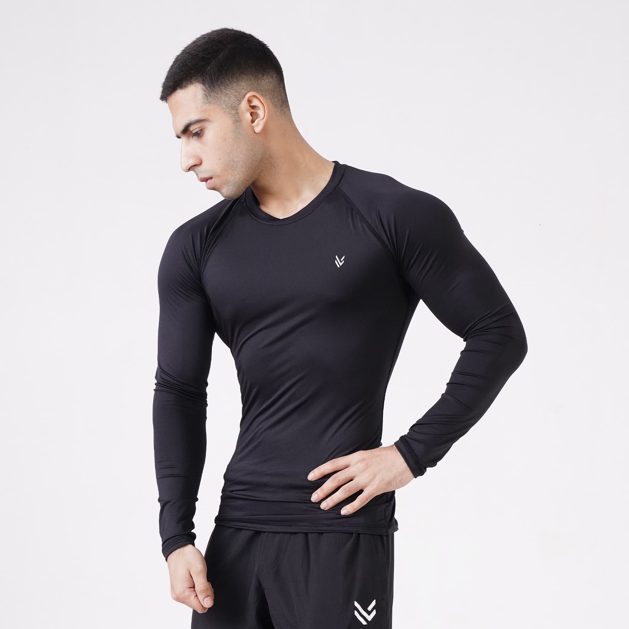 MuscleFit Black Full Compression Shirt