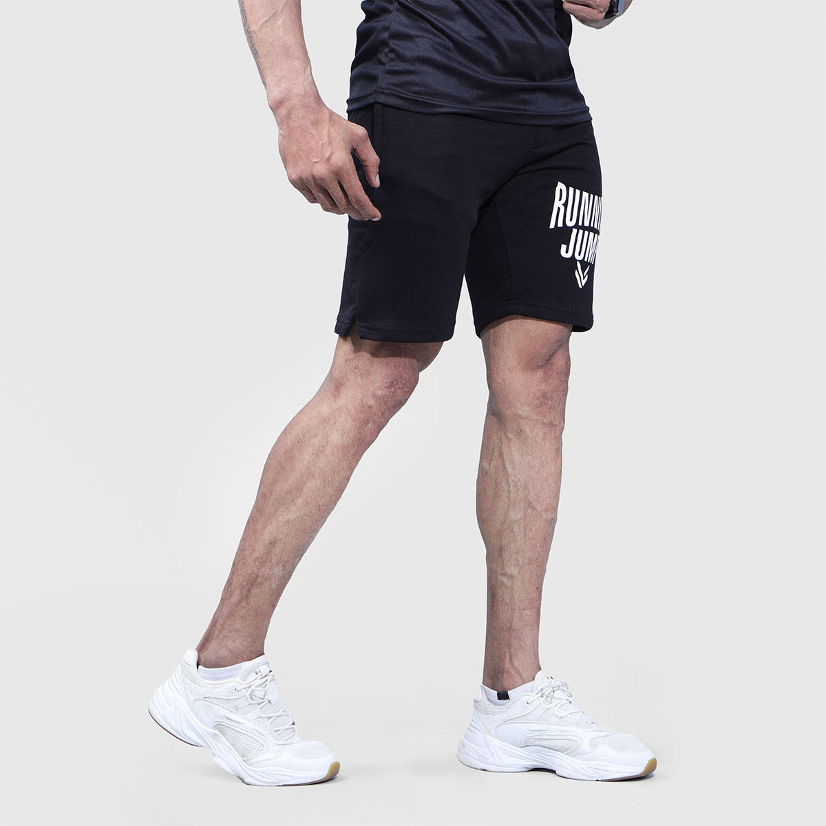 JUMP BLACK SHORTS