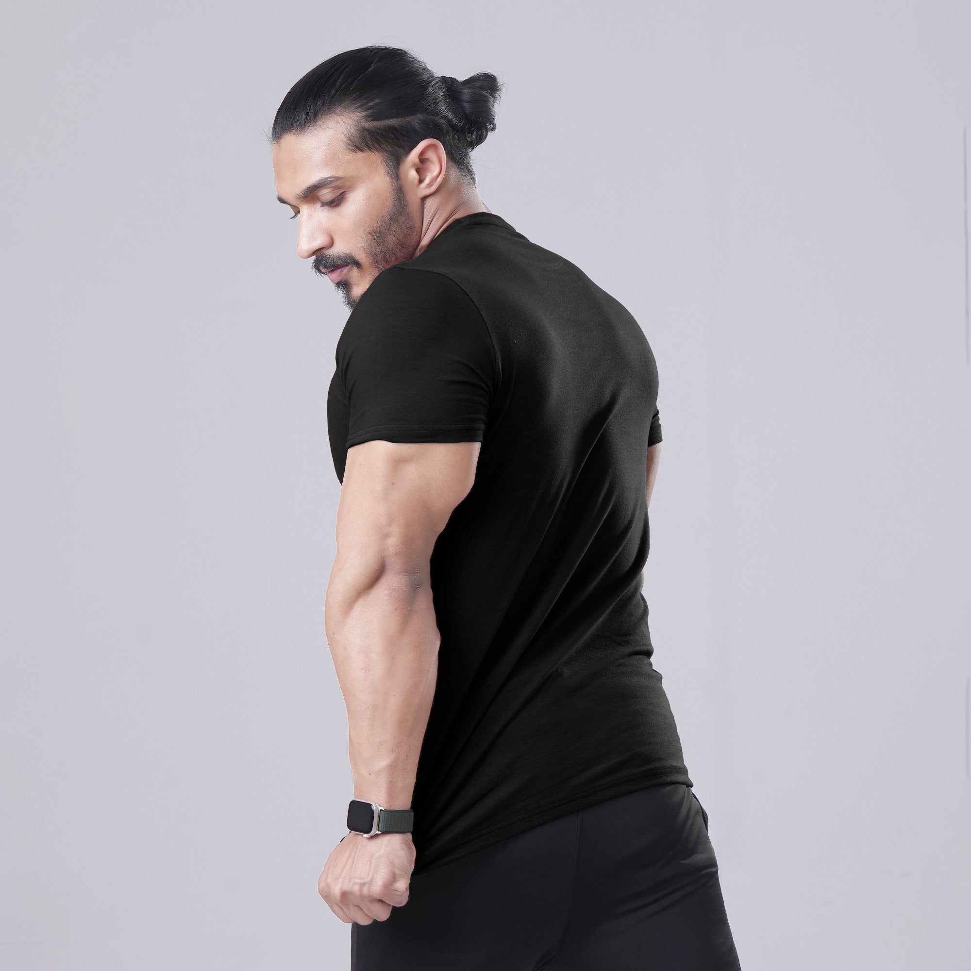 EMB BLACK H/S TEE