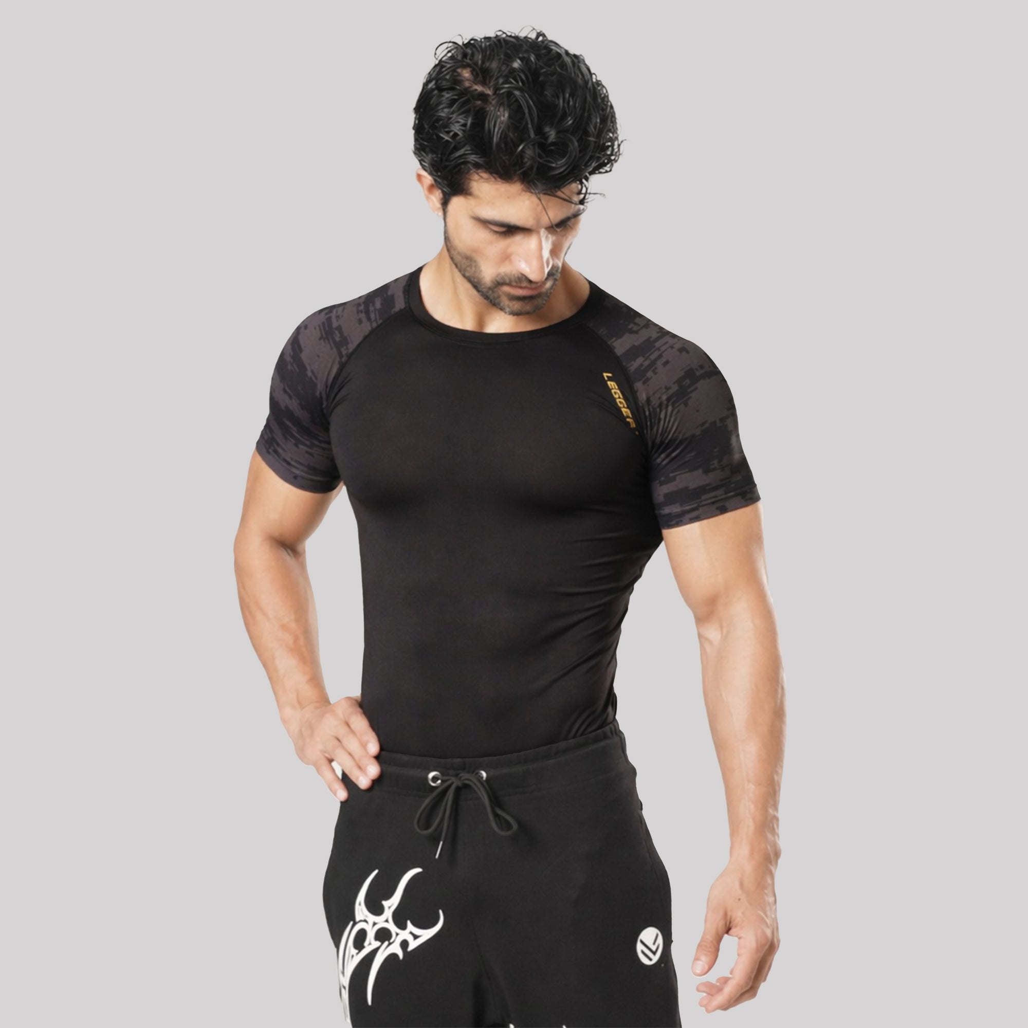 Velocity Black/PTRN H/S Compression TEE