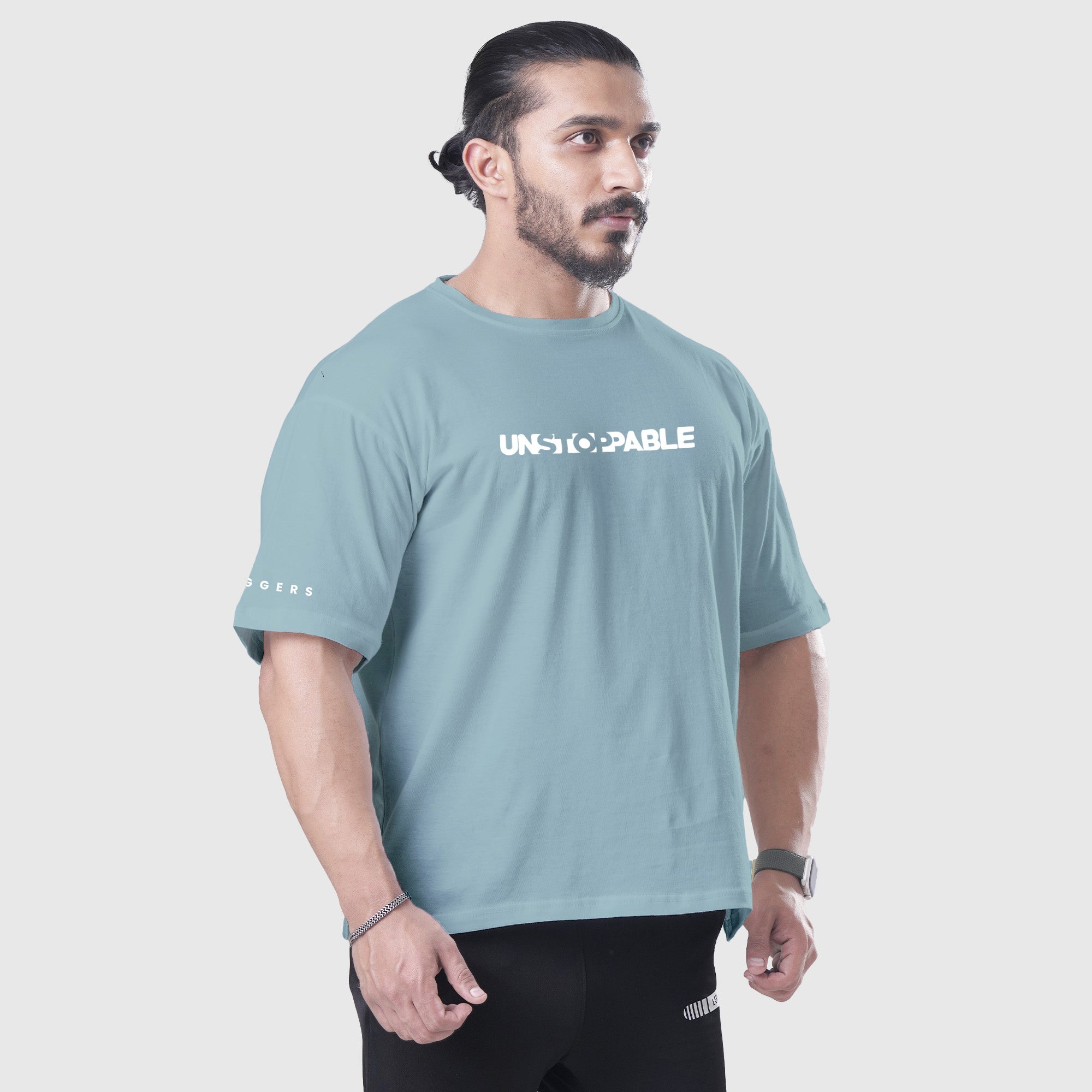 UNSTOPPABLE SKY OVERSIZE TEE