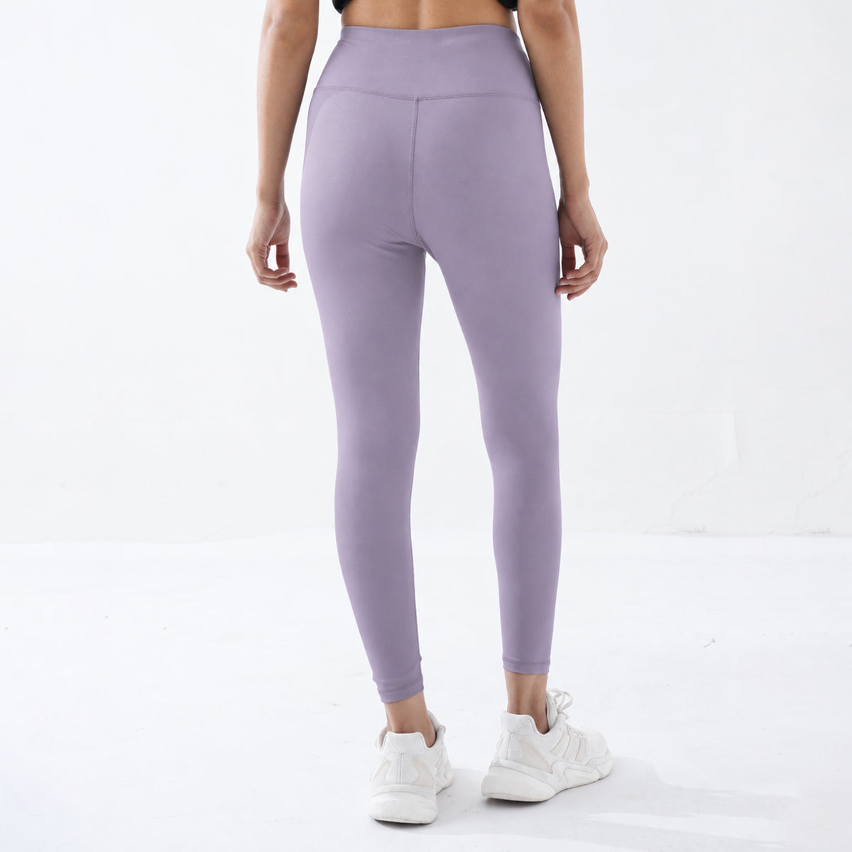 Motion Soft Lavender Leggings