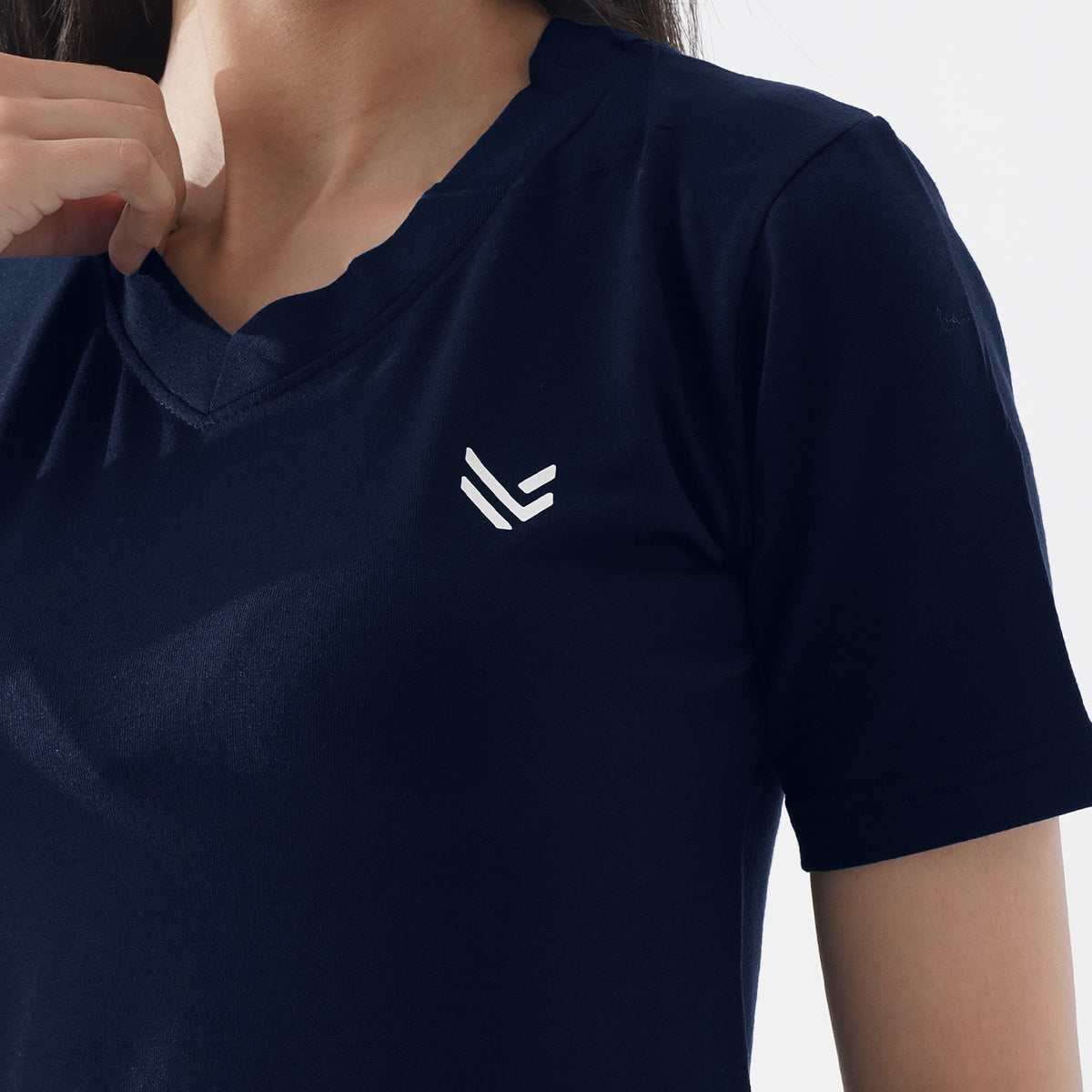V-Neck Navy Women H/S Tee