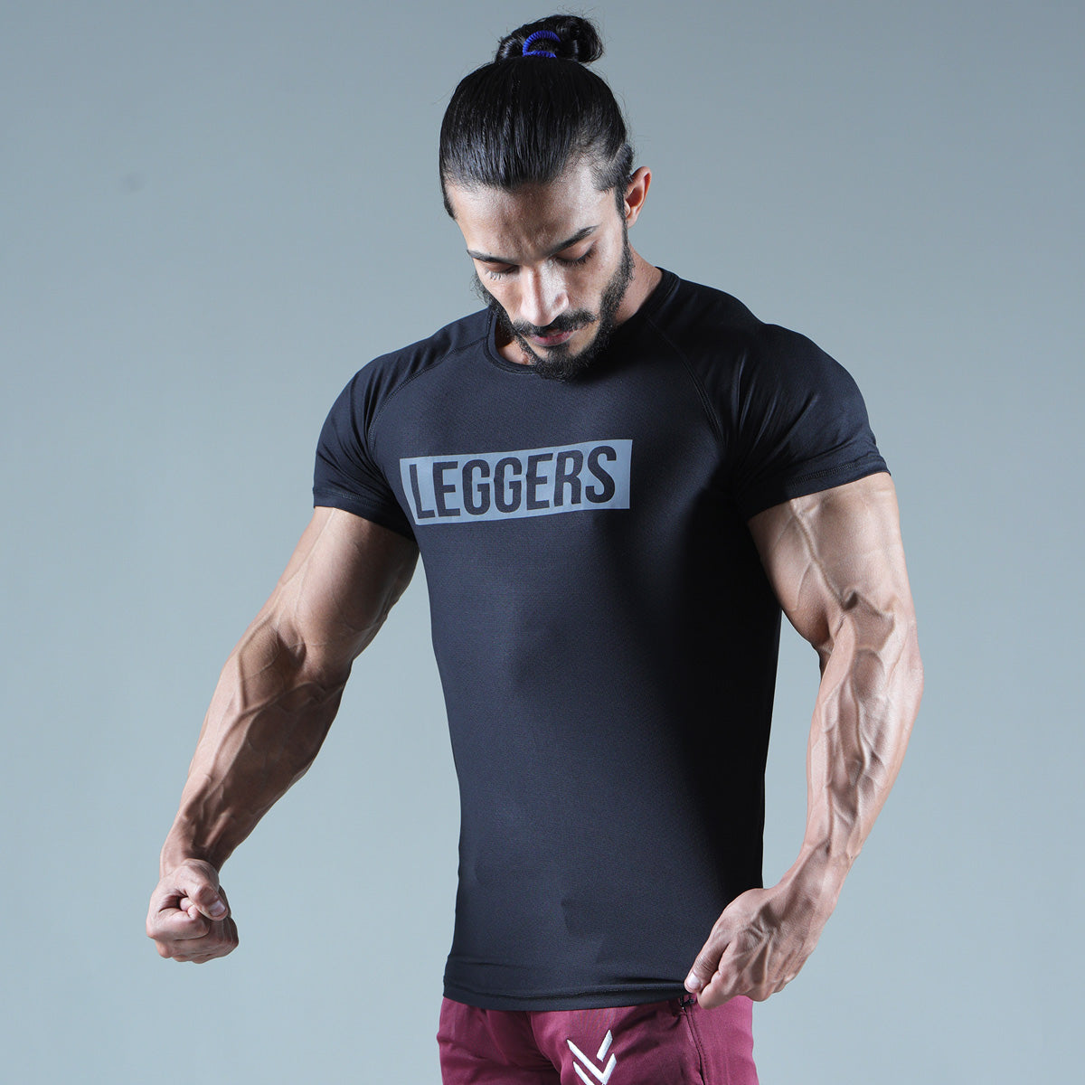 IRON BLACK COMPRESSION TEE