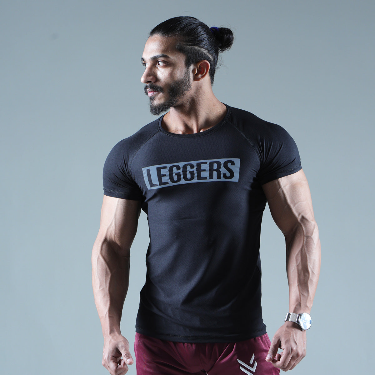 IRON BLACK COMPRESSION TEE